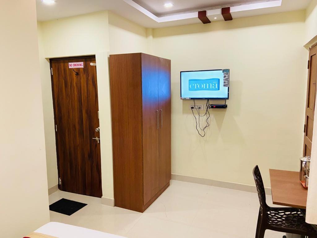 Prabhuvihar Residency Hotel ปอร์โวริม ภายนอก รูปภาพ