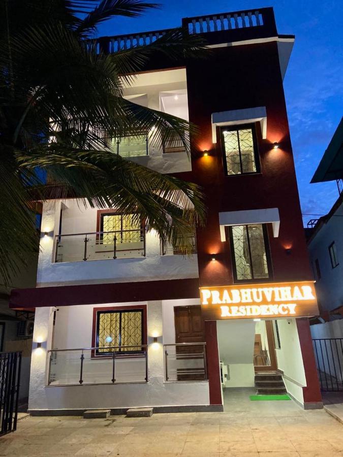 Prabhuvihar Residency Hotel ปอร์โวริม ภายนอก รูปภาพ