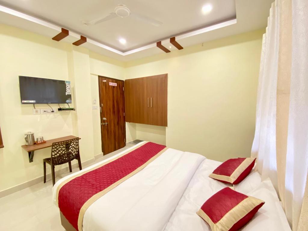 Prabhuvihar Residency Hotel ปอร์โวริม ภายนอก รูปภาพ